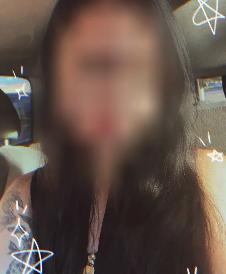 Fátima, 23 años